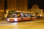 Bus 450 auf Linie 801 am Martin-Luther-Platz
