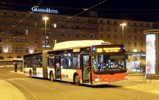 Bus 737 auf Linie 810 am Hauptbahnhof