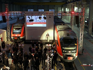 Eingeweiht...wurde am 30. November die neue Werkstatt von DB Regio Franken. Zwischen 642 581 und 648 827 wurden Ansprachen gehalten, Schlssel bergeben und anschlieend etwas gefeiert.