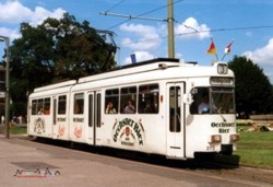 Als einziger Wagen seiner Baureihe erhielt der GT-H 272 an der Front zwei eckige Scheinwerfer. Im Juli 1993 war als Linie 3 unterwegs und konnte am Hauptbahnhof aufgenommen werden.