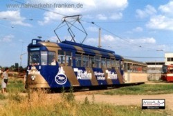 Im Jahr 1996 gingen zehn Nrnberger Groraumzge nach Rumnien. Im dortigen Braila kamen sie unter ihren alten Wagennummern zum Einsatz. So auch der Zug 259 + 1589 der
hier in der Wendeschleife Radu Negru zu sehen ist.