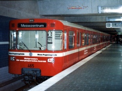Wagen 465/466 im Juni 1981 im Bahnhof Maximilianstrae; Foto: Sammlung Nahverkehr-Franken